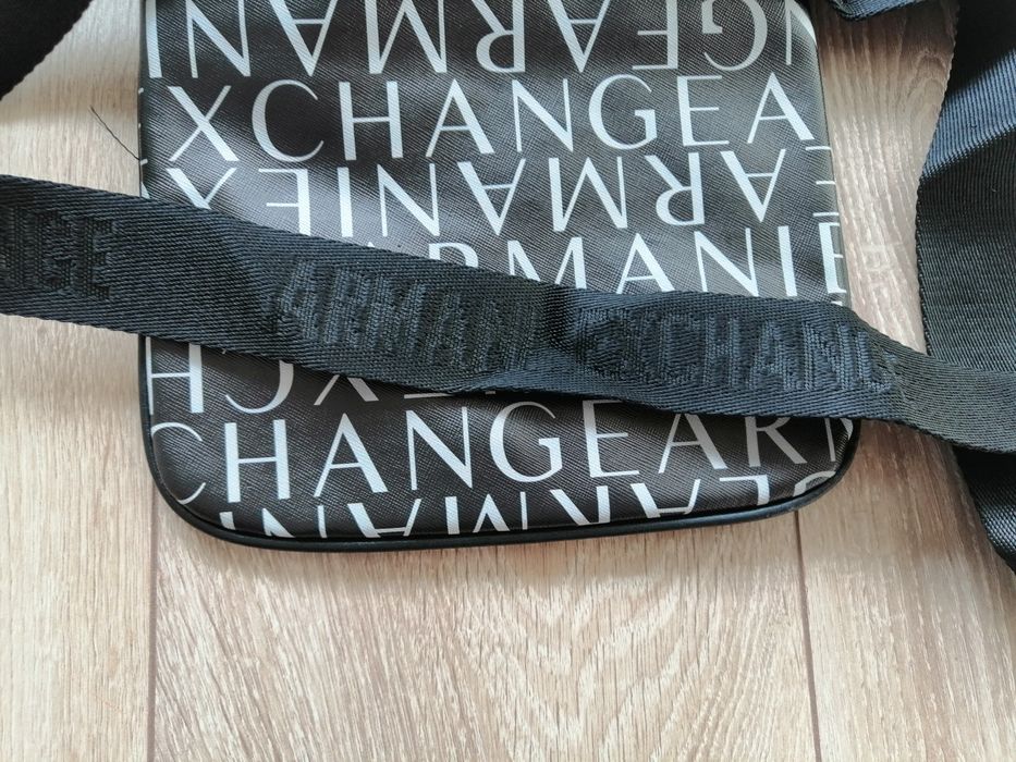 HUGO, EA мъжки чанти