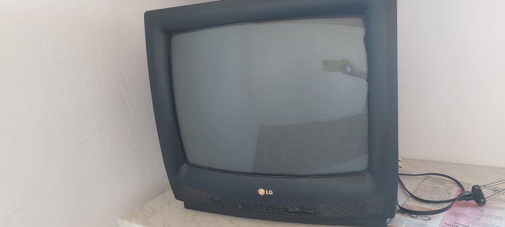 Телевизор LG в отличном состоянии