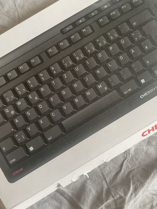 Cherry stream клавиатура нова - немски лейаут