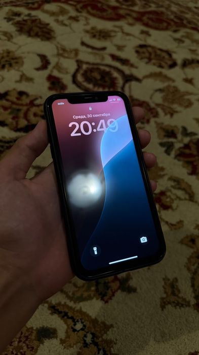 Продам iPhone 11