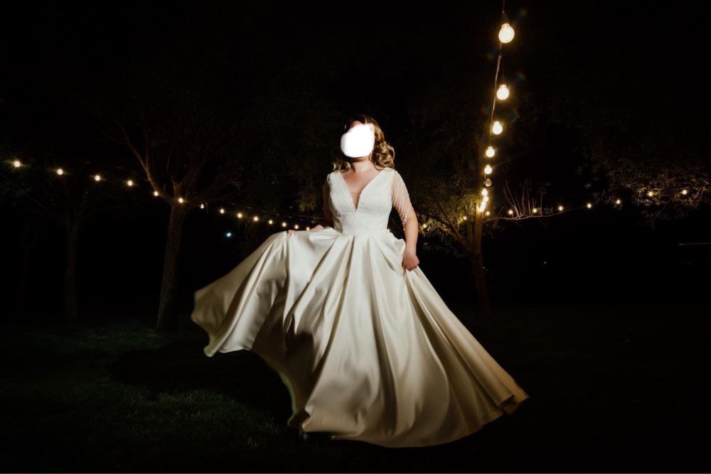 Rochie mireasa + trena complet detasabila