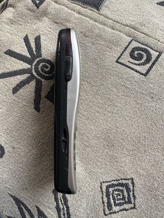 Продавам Nokia 6310i