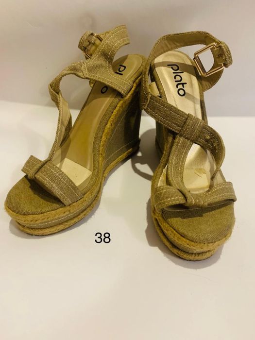 Продам обувь б/у  в хорошем состоянии