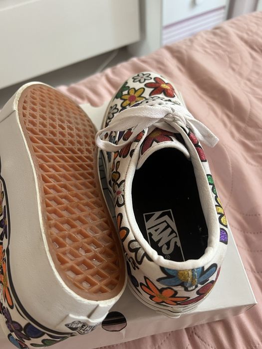 Кецове Vans Floral