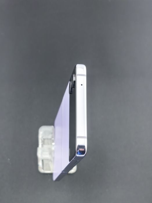 Samsung Galaxy Z Flip4  128 GB ID-cvp192