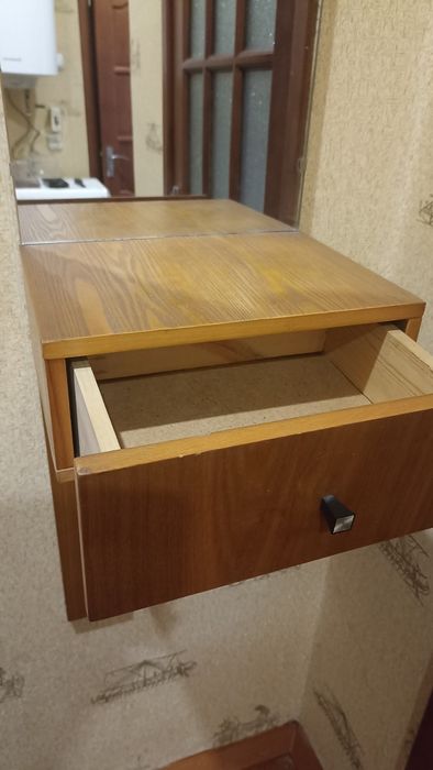 Мини вешалка с зеркалом