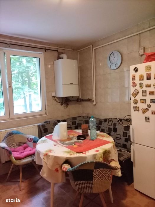 3 camere decomandate în Pajura | Etaj 1/3 | Parcare proprie | M4