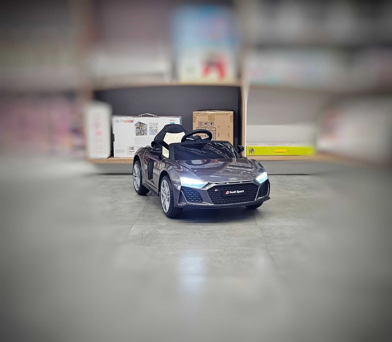 ТОП ЦЕНА!НОВО!Акумулаторна кола Audi R8 SPYDER с 12V батерия,EVA гуми