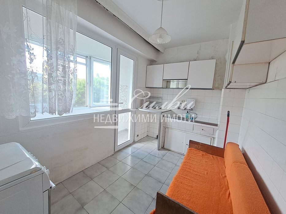 Продава се Двустаен апартамент в Шумен, Боян Българанов 1 - 60 кв.м за 1224 €/кв.м - Снимка #3