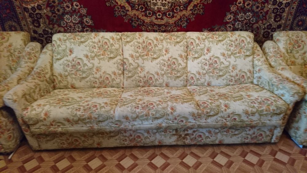 Продам Мягкий уголок