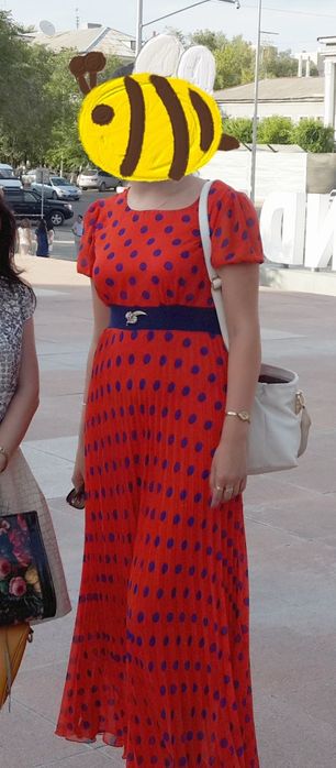 Продам платья вечерние