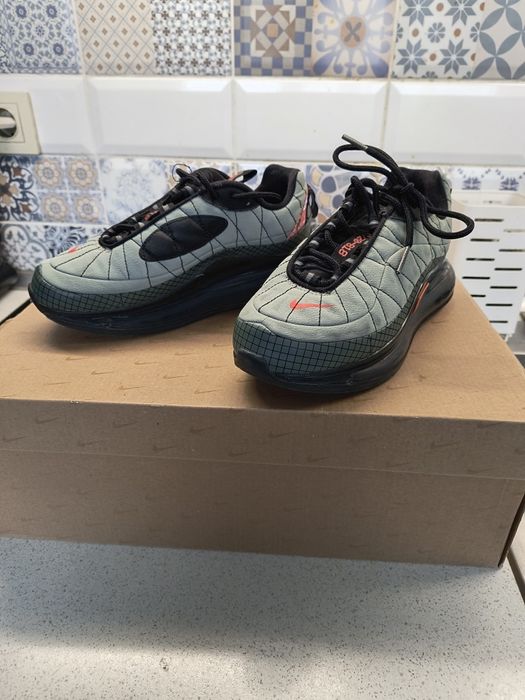 Дамски маратонки Nike