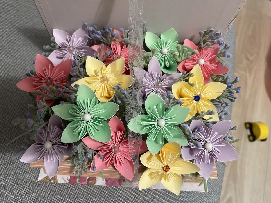 Vand aranjament floral