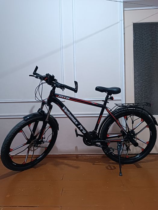 Velik sotiladi 26 razmeri 9.70000ming