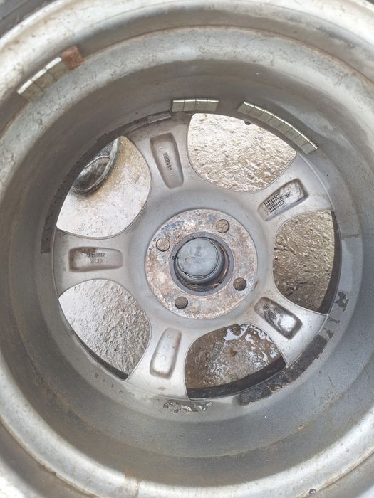 Vand jante 16 4x100 logan , sandero