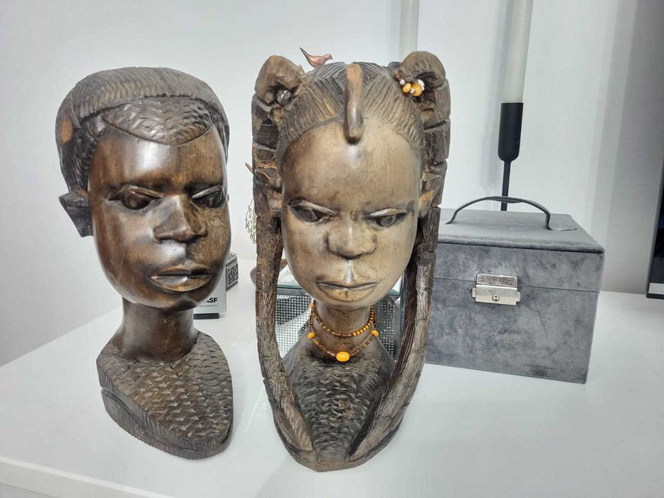 Busturi africane sculptate manual, statueta africana, arta africana