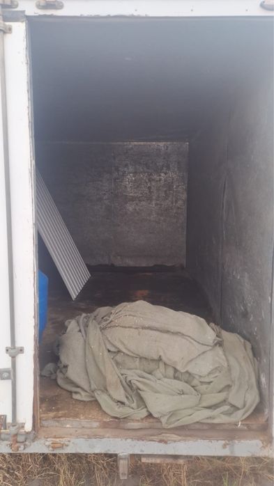 Продам будку 400 тысяч торг