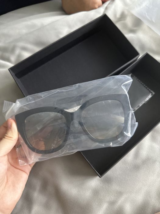 Продам очки saint laurent