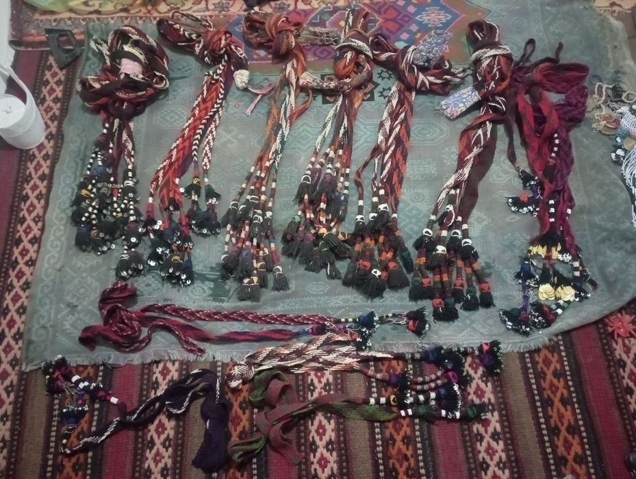 Antikvar kashtali jelaklar va taqinchoq va antikvar narsalar