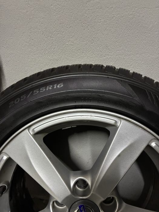 Jante 5x108 R16 Volvo/Ford cu anvelope iarna