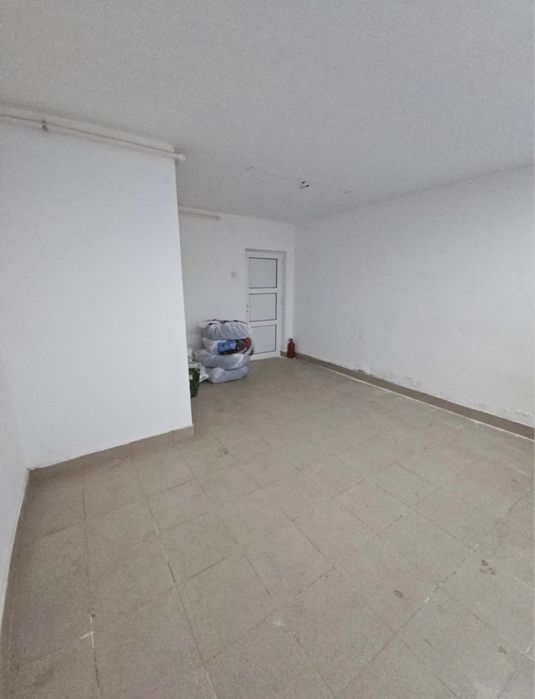 Inchiriez spatiu depozitare