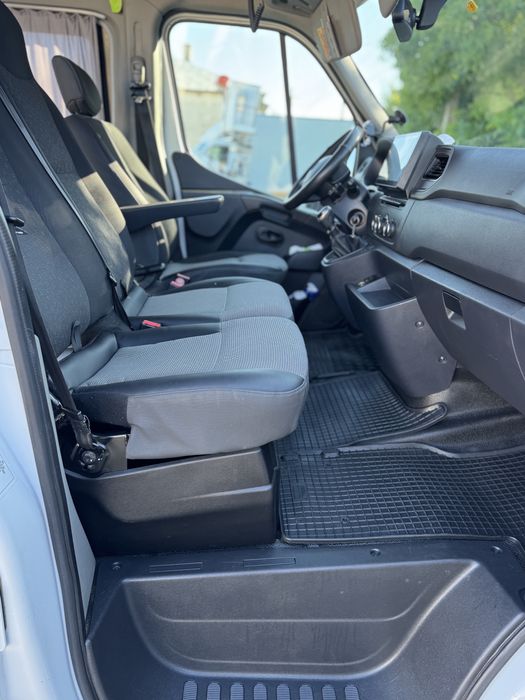 Opel Movano an 2020 ! 7 locuri