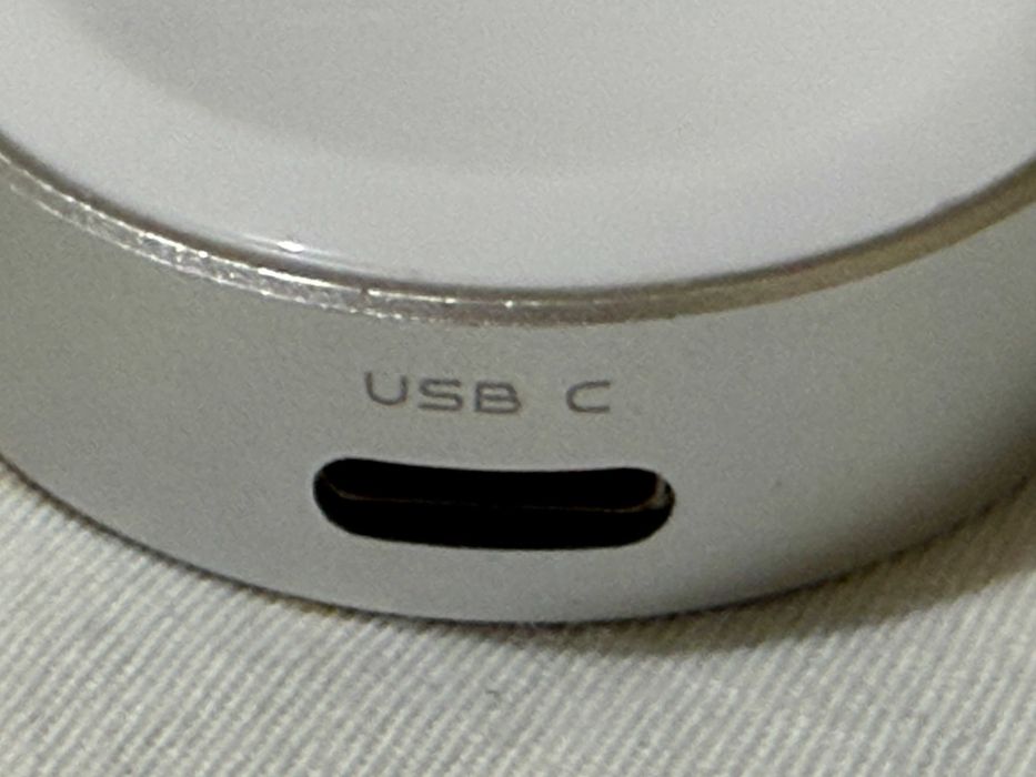 Продавам ново зарядно Ruxely 5W Apple Watch Wireless Charger ALBS-WA88 – без опаковка