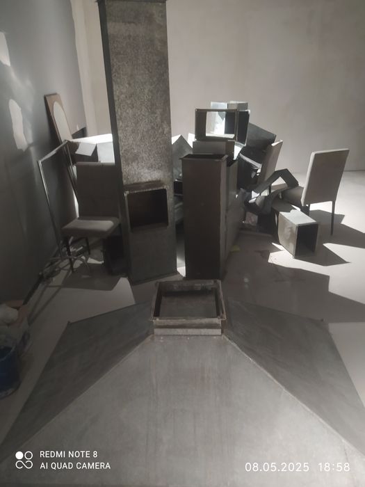 работе вытяжка продаётся срочно