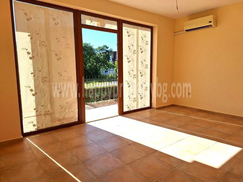 Продава се Едностаен апартамент в Свети Влас - 39 кв.м за 1142 €/кв.м - Снимка #8