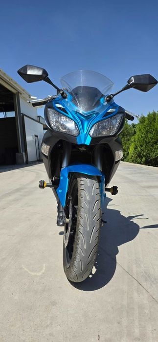 Мотоцикл Kawasaki Ninja 400 куб, инжектор мотор