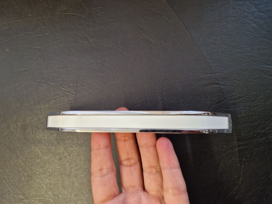 Дръжки за мебели Metax