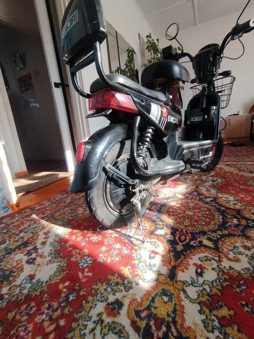 Электрический мопед SK8