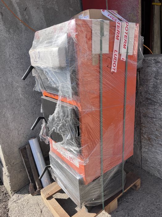 CAZAN OTEL combustibil solid SONTEC-29 kW/Ventilator in pret-Centrala