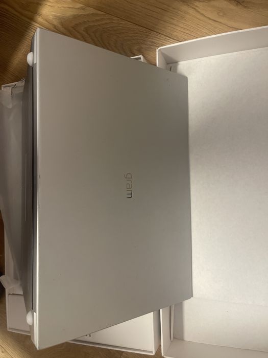 Laptop LG Gram 17” I7 1,35 kg