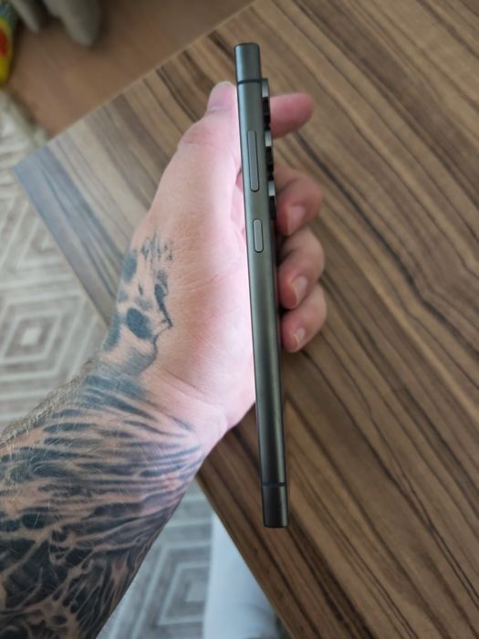 Продам Samsung S24 ultra