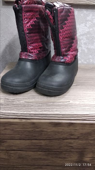 Продам сапоги детские резиновые.