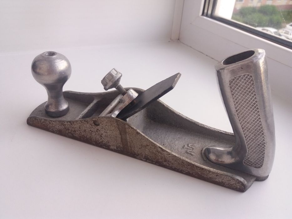 продам рубанок и ножовку