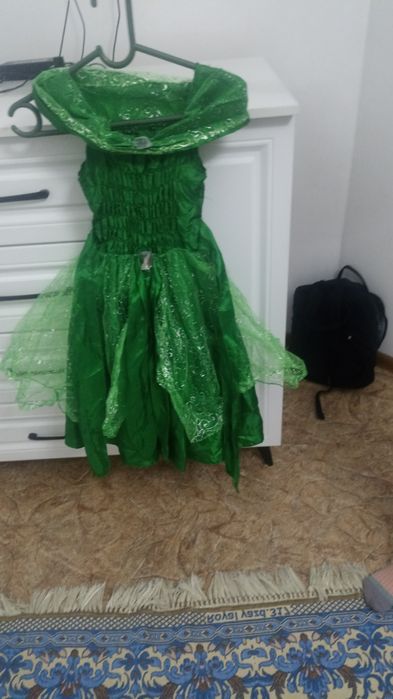 Продам нарядное платье