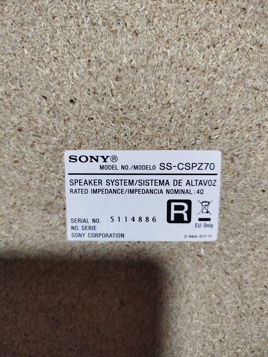 Sistem audio SONY model: SS-CSPZ70. Impecabil!