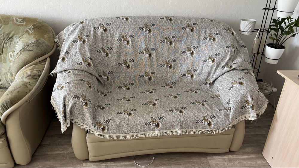 Тройка диванов. 60000