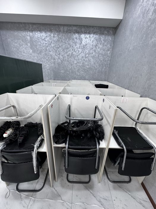 Кол центр йоки компьютер стол бор офисга