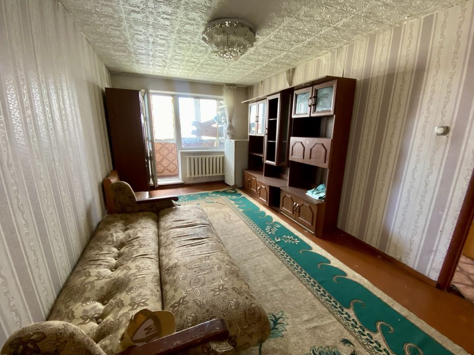 Продам большую 3-комн квартиру микр 1а !