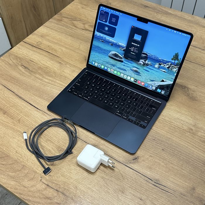 MacBook Air m2 256 гб