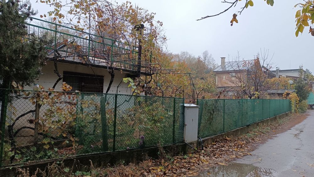 Продава се Къща в Русе, в.з. Касева Чешма - 500 кв.м за 57 €/кв.м - Снимка #1