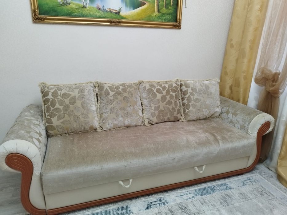 Продается диван 15к