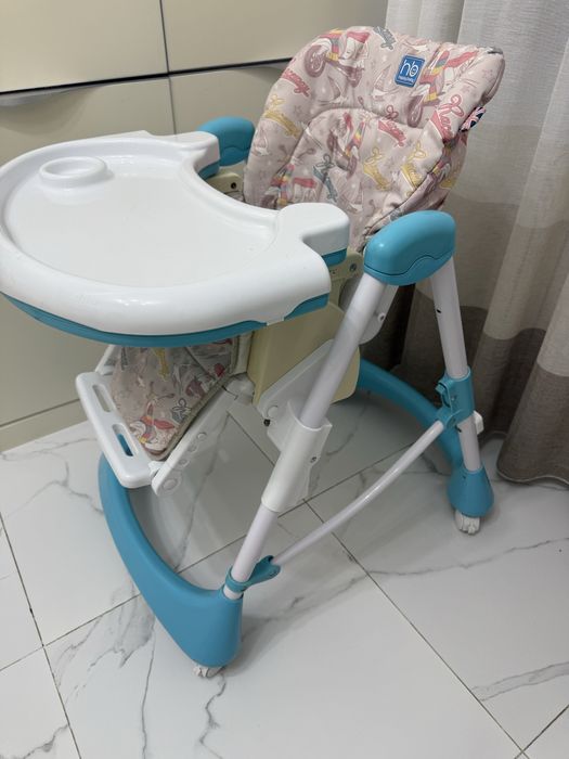 Стульчик для кормления.