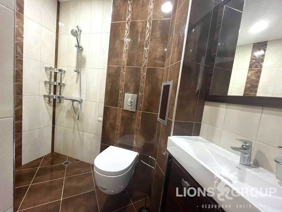 Продава се Двустаен апартамент в Варна, Възраждане 1 - 70 кв.м за 2072 €/кв.м - Снимка #3