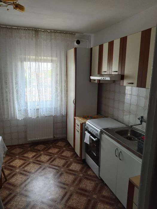 Apartament 2 camere zona Dimbovita