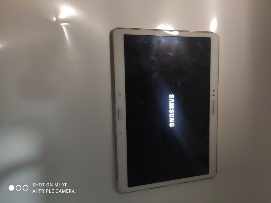 Продам планшет samsung tab s 10.1