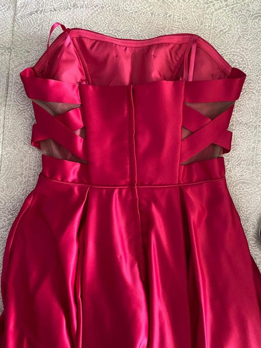 Официална рокля за бал